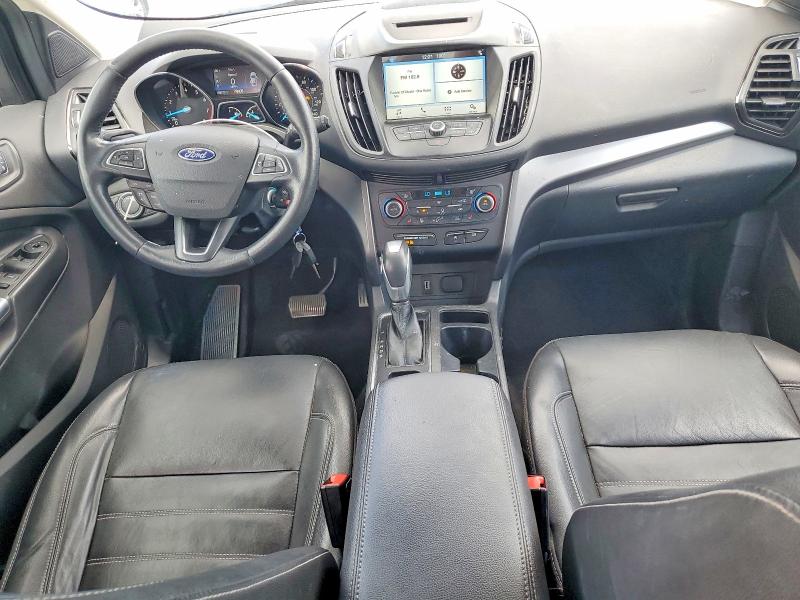 Photo 8 from auction – 2018 FORD ESCAPE with VIN 1FMCU9HD0JUC87231