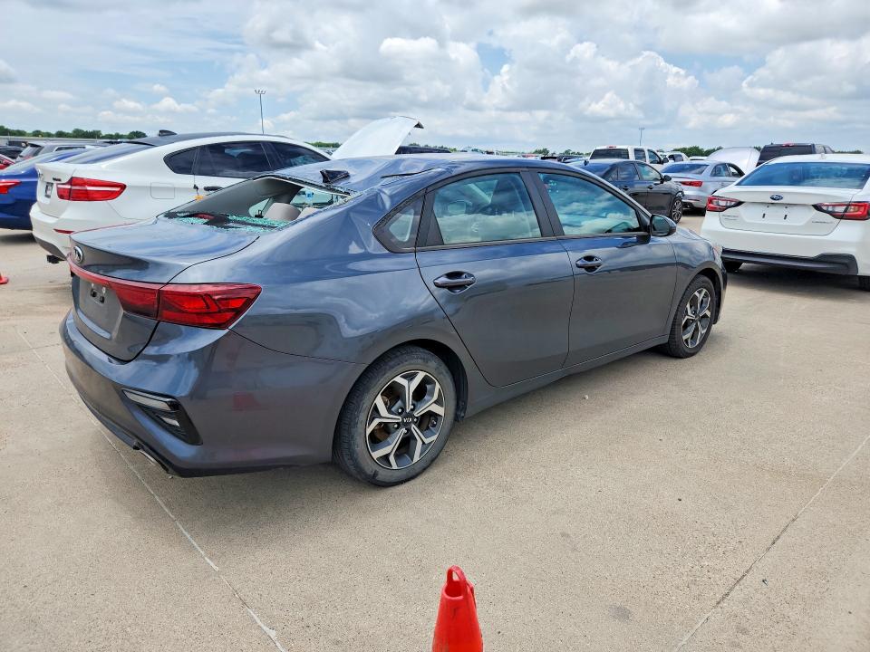 Photo 3 from auction – 2021 KIA FORTE with VIN 3KPF24AD9ME385312