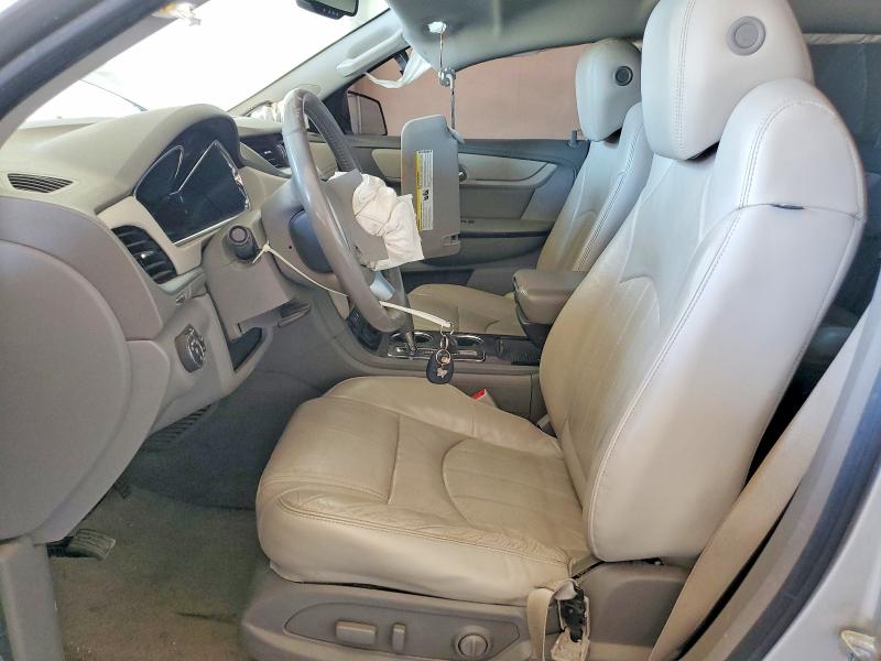 Photo 7 from auction – 2016 CHEVROLET TRAVERSE with VIN 1GNKVJKD9GJ232463