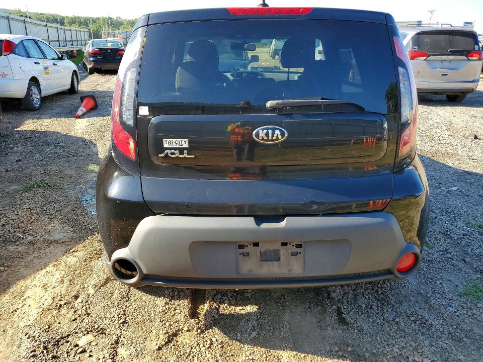 Photo 6 from auction – 2015 KIA SOUL with VIN KNDJN2A28F7228359