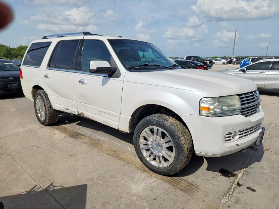 Foto 4 de la subasta – 2011 LINCOLN NAVIGATOR con VIN 5LMJJ2H55BEJ01384