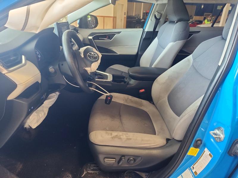Photo 7 from auction – 2020 TOYOTA RAV4 with VIN JTMP1RFV2LD525612