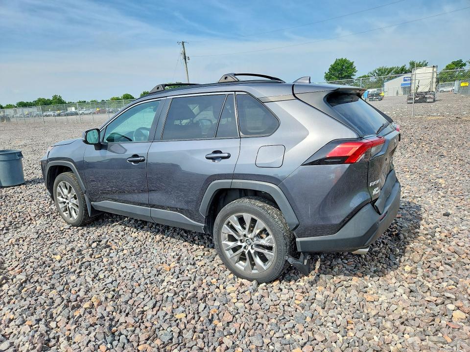 Photo 2 from auction – 2020 TOYOTA RAV4 with VIN 2T3A1RFV8LC065415