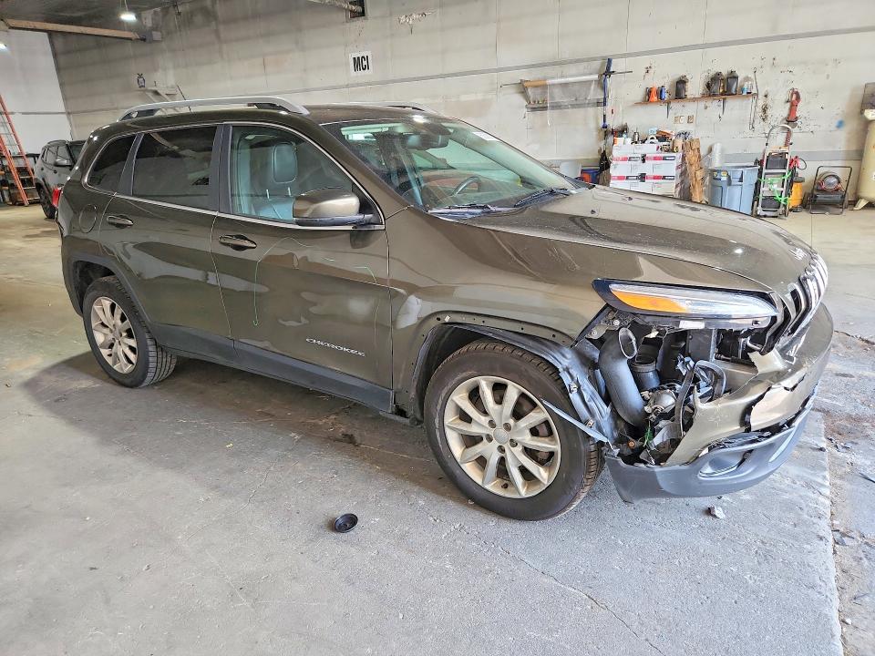 Photo 4 from auction – 2014 JEEP CHEROKEE with VIN 1C4PJMDS0EW260305