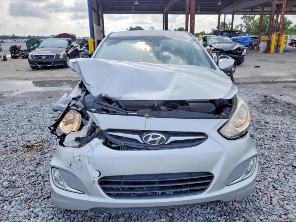 Photo 5 from auction – 2013 HYUNDAI ACCENT with VIN KMHCU4AE0DU476407