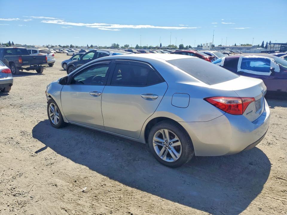 Photo 2 from auction – 2017 TOYOTA COROLLA with VIN 5YFBURHE3HP702400