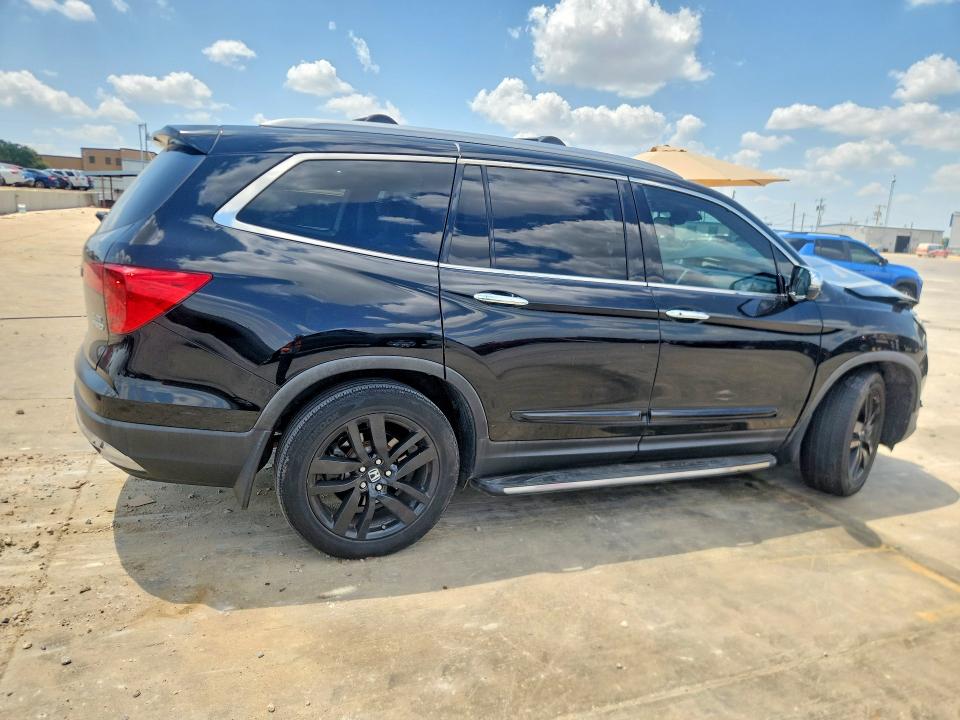 Photo 3 from auction – 2017 HONDA PILOT with VIN 5FNYF6H01HB047642