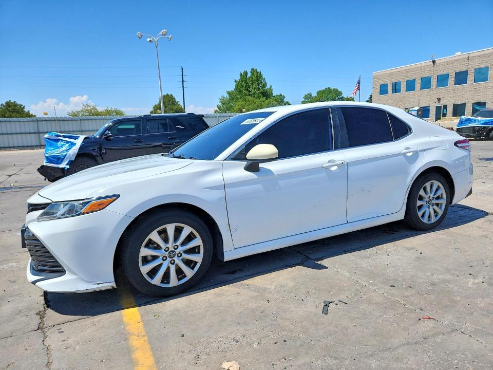 TOYOTA CAMRY 2019 with VIN 4T1B11HKXKU786947 - Photo from auction