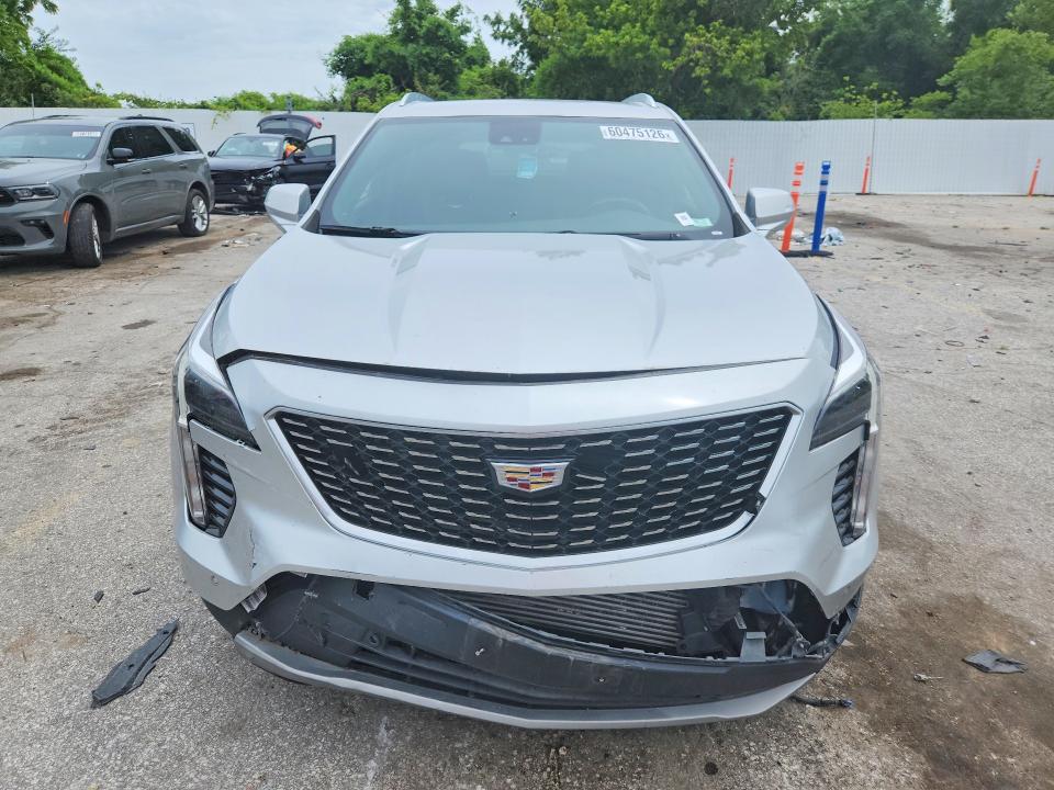 Photo 5 from auction – 2021 CADILLAC XT4 with VIN 1GYFZDR45MF015863