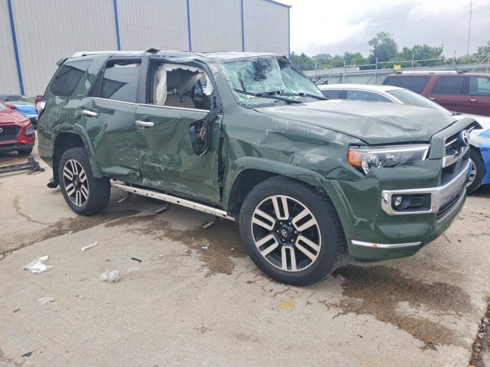 Photo 4 from auction – 2022 TOYOTA 4RUNNER with VIN JTEKU5JR1N6047805