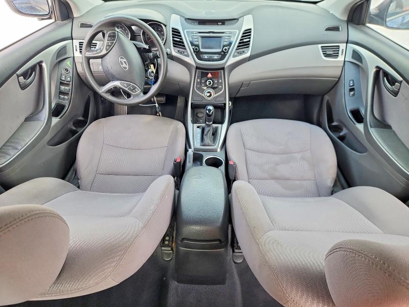 Photo 8 from auction – 2016 HYUNDAI ELANTRA with VIN 5NPDH4AE3GH659666
