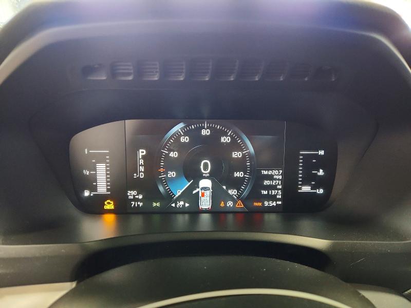 Photo 9 from auction – 2018 VOLVO XC90 with VIN YV4102PK7J1345333