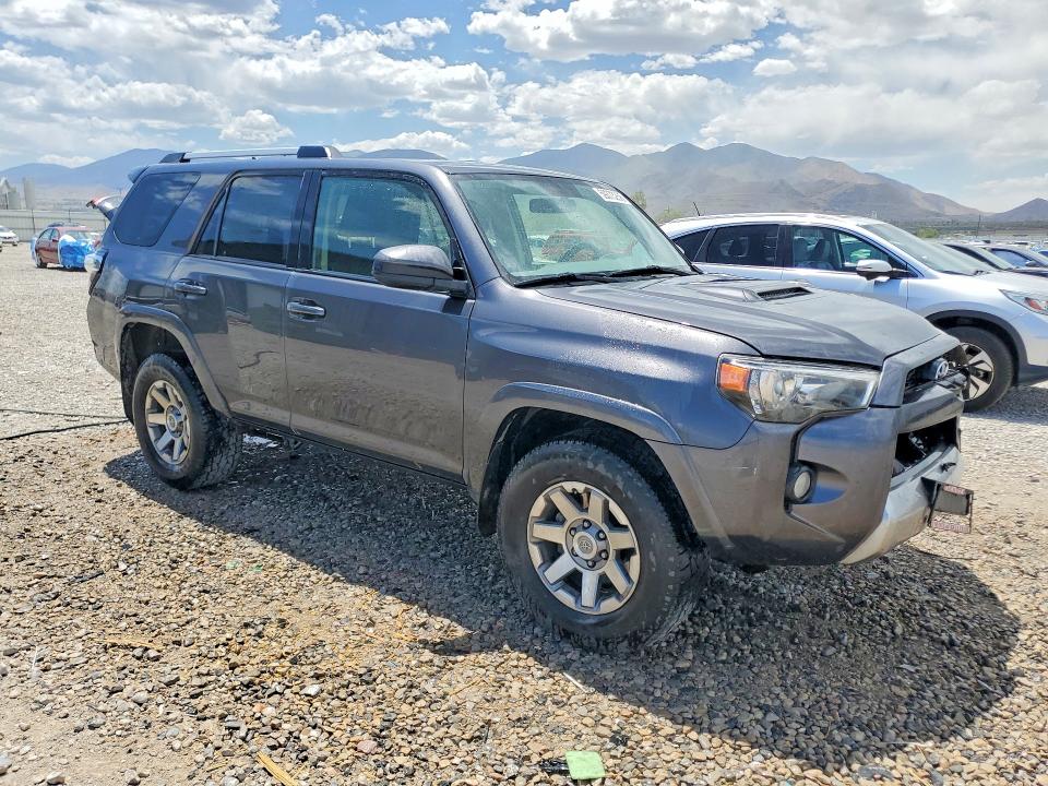 Photo 4 from auction – 2014 TOYOTA 4RUNNER with VIN JTEBU5JR9E5166207