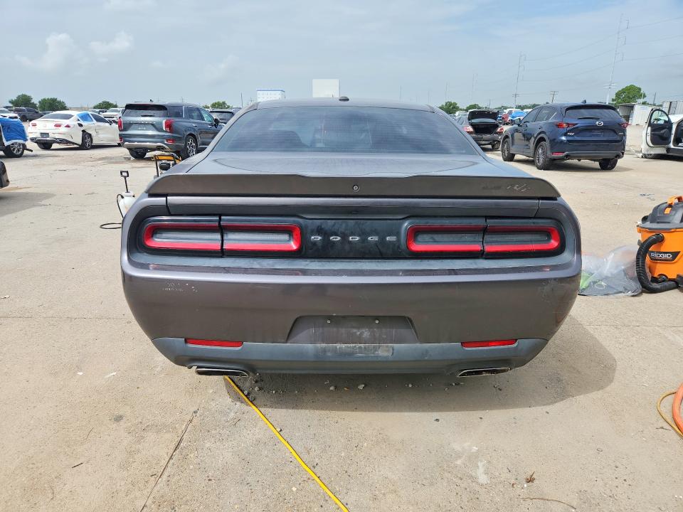 Photo 6 from auction – 2018 DODGE CHALLENGER with VIN 2C3CDZBT1JH123742