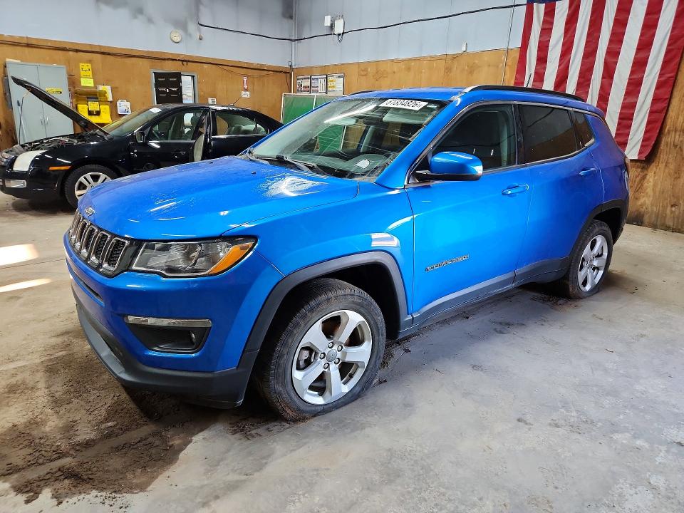 JEEP COMPASS 2018 with VIN 3C4NJDBBXJT454799 - Photo from auction