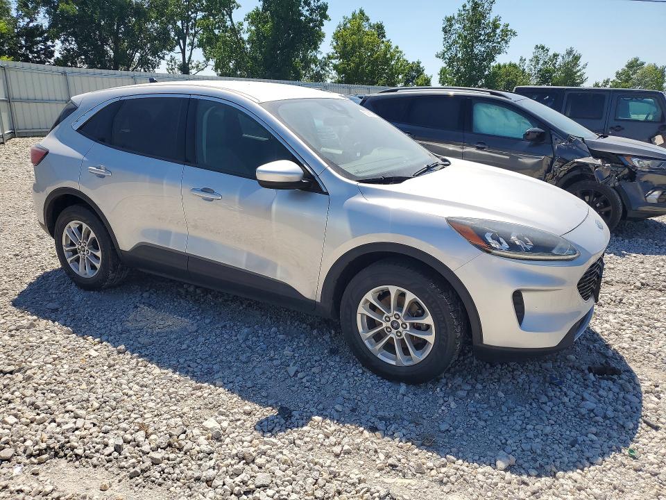 Photo 4 from auction – 2020 FORD ESCAPE with VIN 1FMCU9G62LUA28049