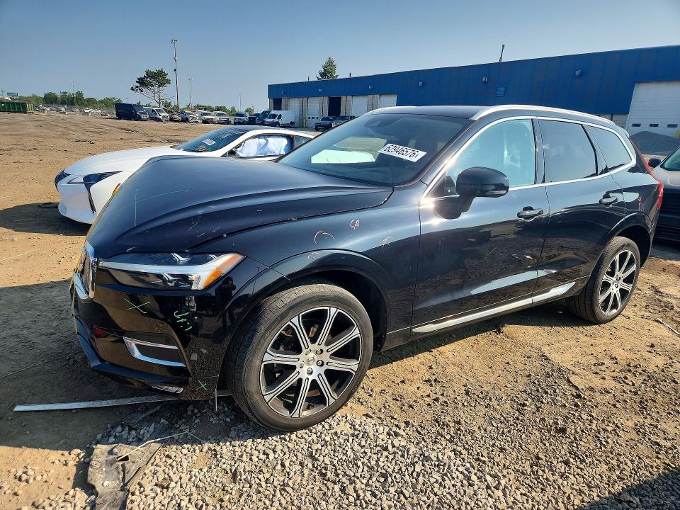 VOLVO XC60 2021 with VIN YV4102RL4M1824075 - Photo from auction