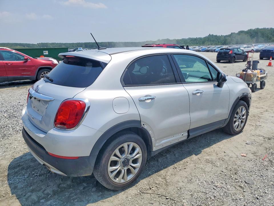 Photo 3 from auction – 2016 FIAT 500X with VIN ZFBCFXBT9GP385865