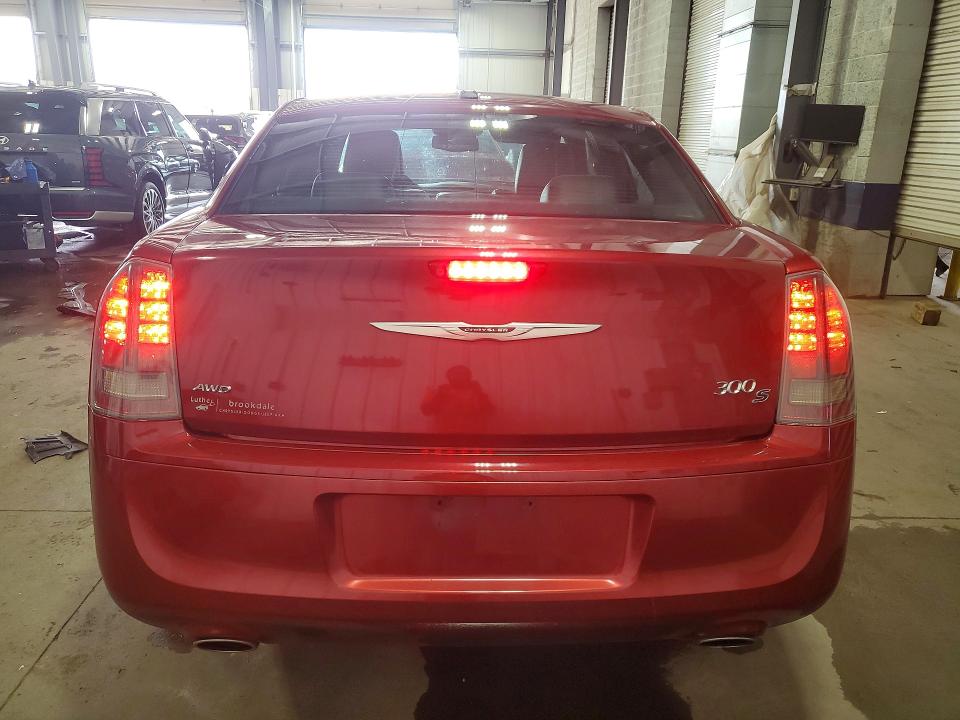 Photo 6 from auction – 2014 CHRYSLER 300 with VIN 2C3CCAGGXEH357335