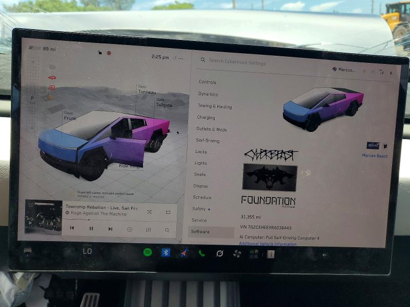 Photo 9 from auction – 2024 TESLA CYBERTRUCK with VIN 7G2CEHEEXRA038443