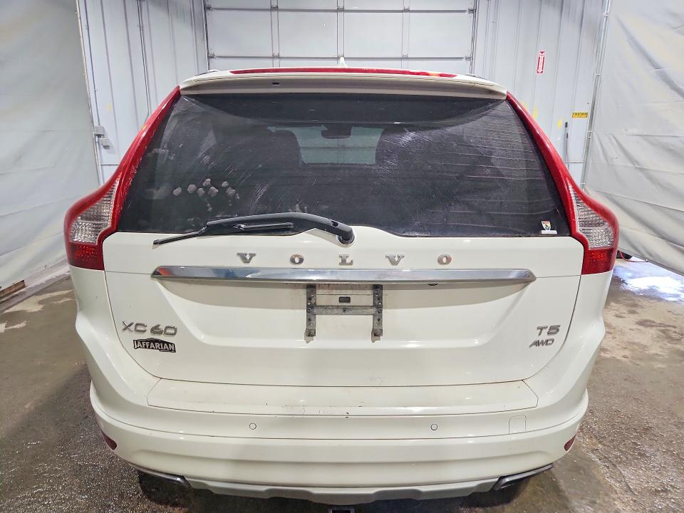 Photo 6 from auction – 2017 VOLVO XC60 with VIN YV440MRU9H2021294