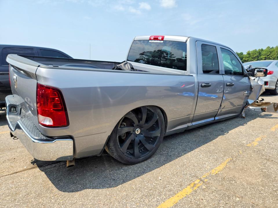 Photo 3 from auction – 2019 RAM 1500 CLASSIC with VIN 1C6RR6FG9KS629274