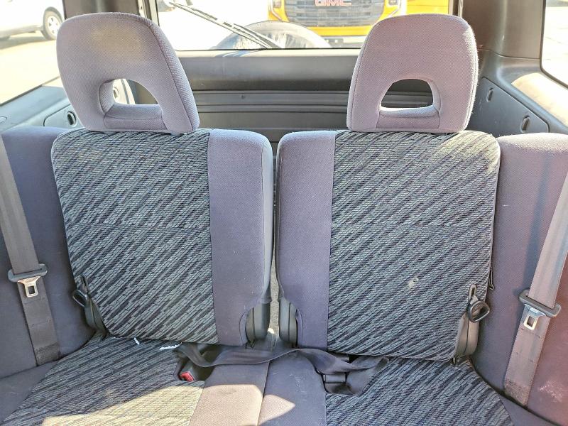Photo 10 from auction – 2000 TOYOTA RAV4 with VIN JT3HP10V2Y7170075