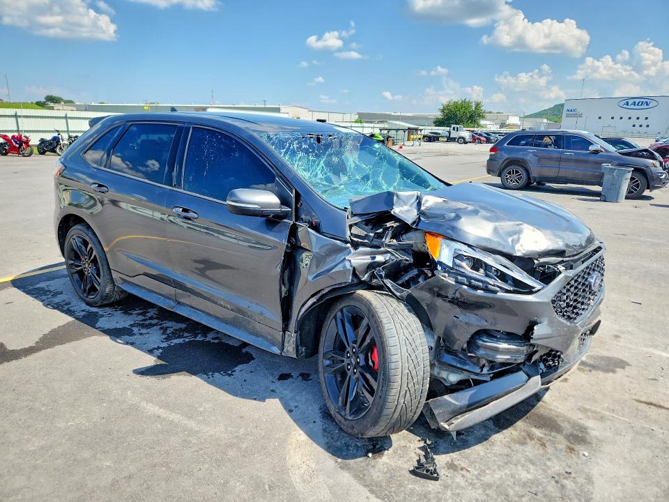 Photo 4 from auction – 2019 FORD EDGE with VIN 2FMPK4AP7KBB52771