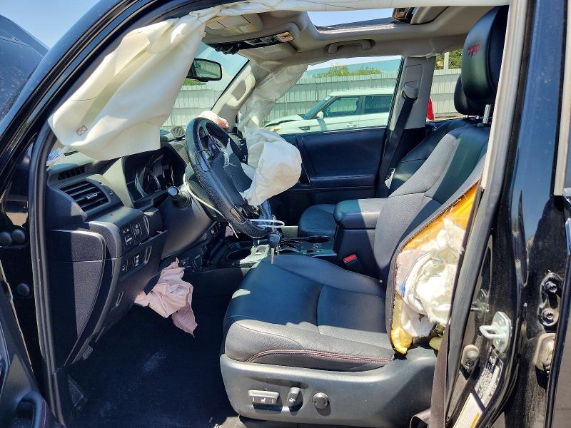 Photo 7 from auction – 2018 TOYOTA 4RUNNER with VIN JTEBU5JR5J5599064