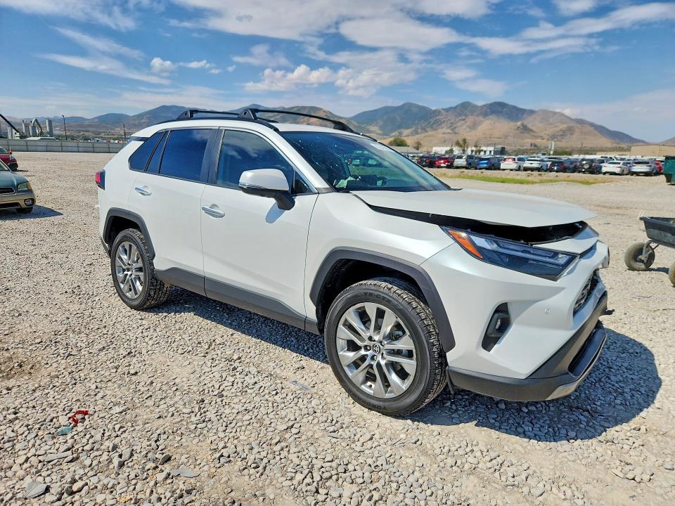 Photo 4 from auction – 2023 TOYOTA RAV4 with VIN 2T3N1RFV1PW407079