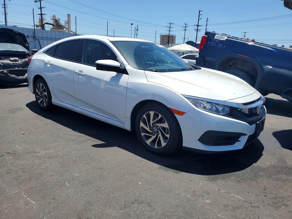 Photo 4 from auction – 2017 HONDA CIVIC with VIN 2HGFC2F74HH547170
