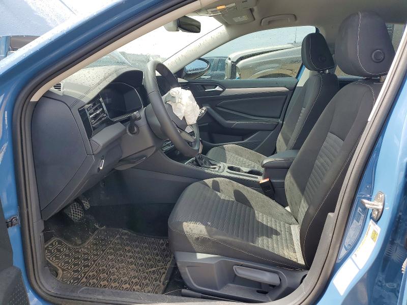 Photo 7 from auction – 2026 VOLKSWAGEN JETTA with VIN 3VW5W7BU8TM040662