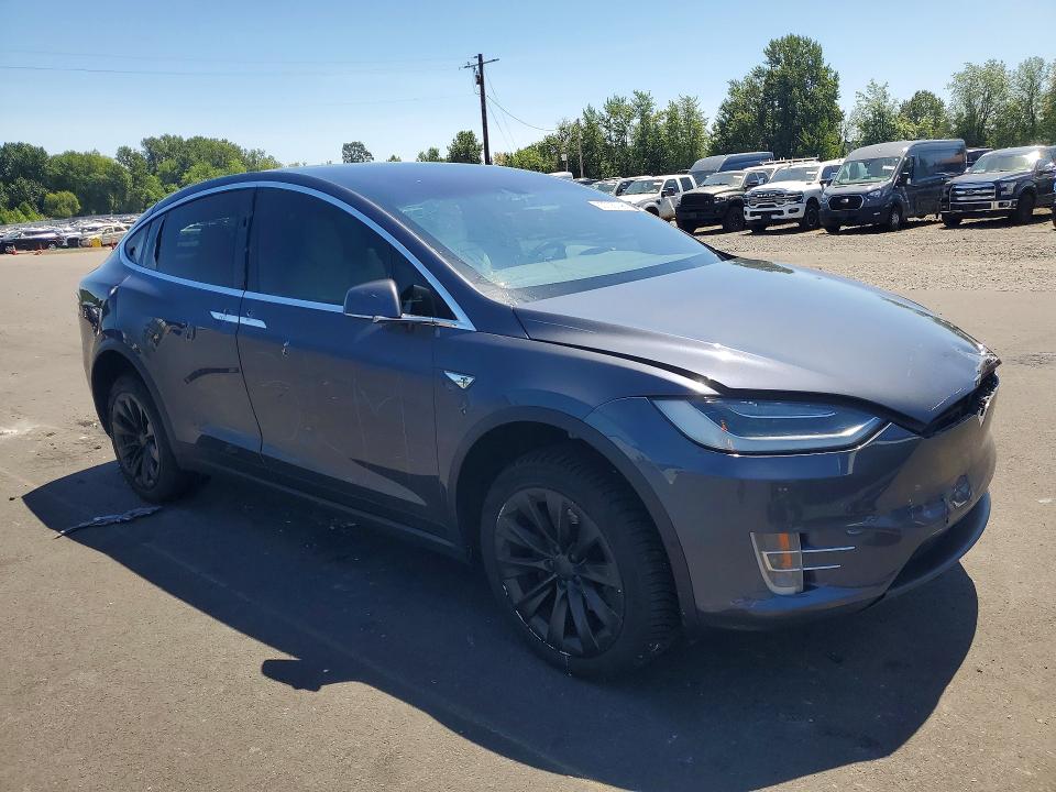 Photo 4 from auction – 2016 TESLA MODEL X with VIN 5YJXCBE24GF005502