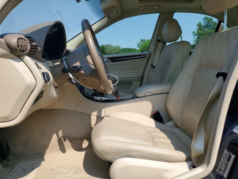 Photo 7 from auction – 2005 MERCEDES-BENZ C with VIN WDBRF81J95F613894