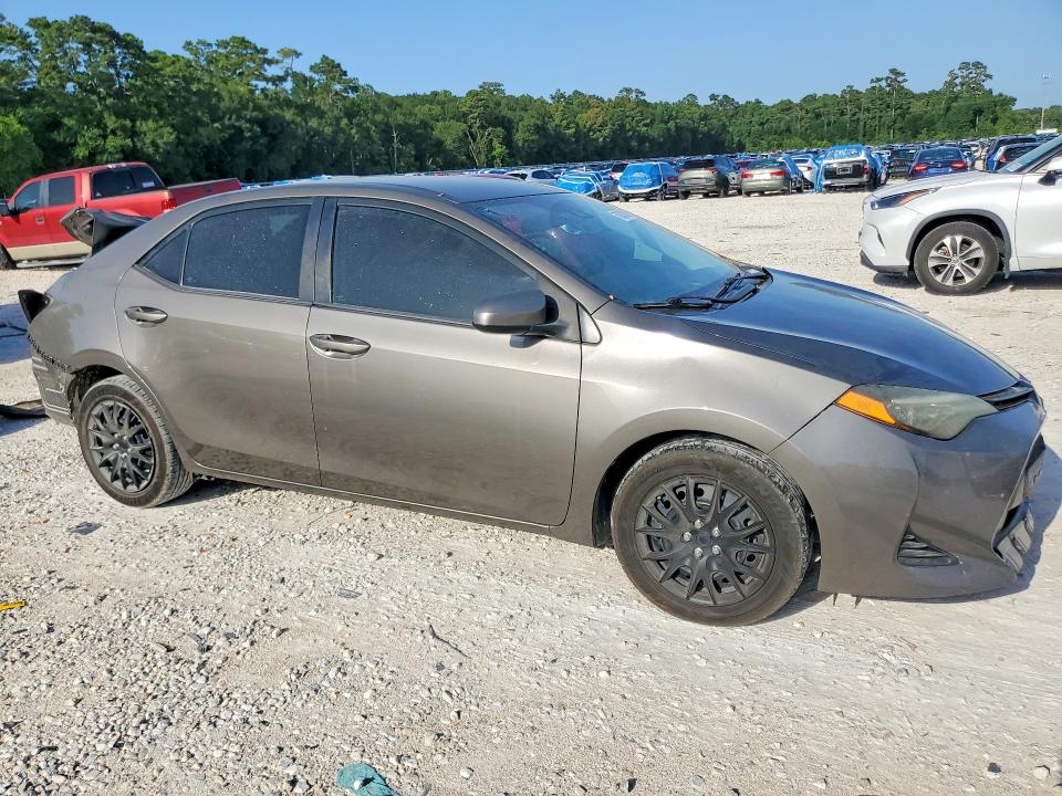 Photo 4 from auction – 2019 TOYOTA COROLLA with VIN 2T1BURHE0KC206431