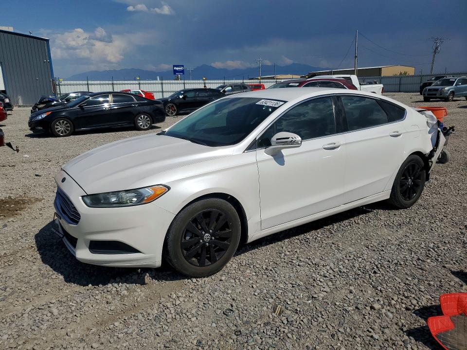 FORD FUSION 2016 مع رقم تعريف المركبة 3FA6P0H73GR384735 - صورة من المزاد