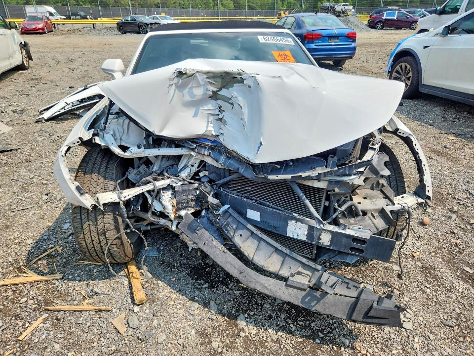 Photo 5 from auction – 2019 CHEVROLET CAMARO with VIN 1G1FB3DS9K0126628