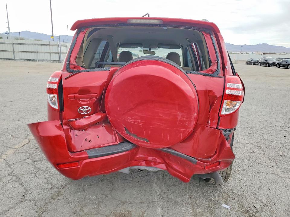 Photo 6 from auction – 2010 TOYOTA RAV4 with VIN JTMZF4DV5A5026942
