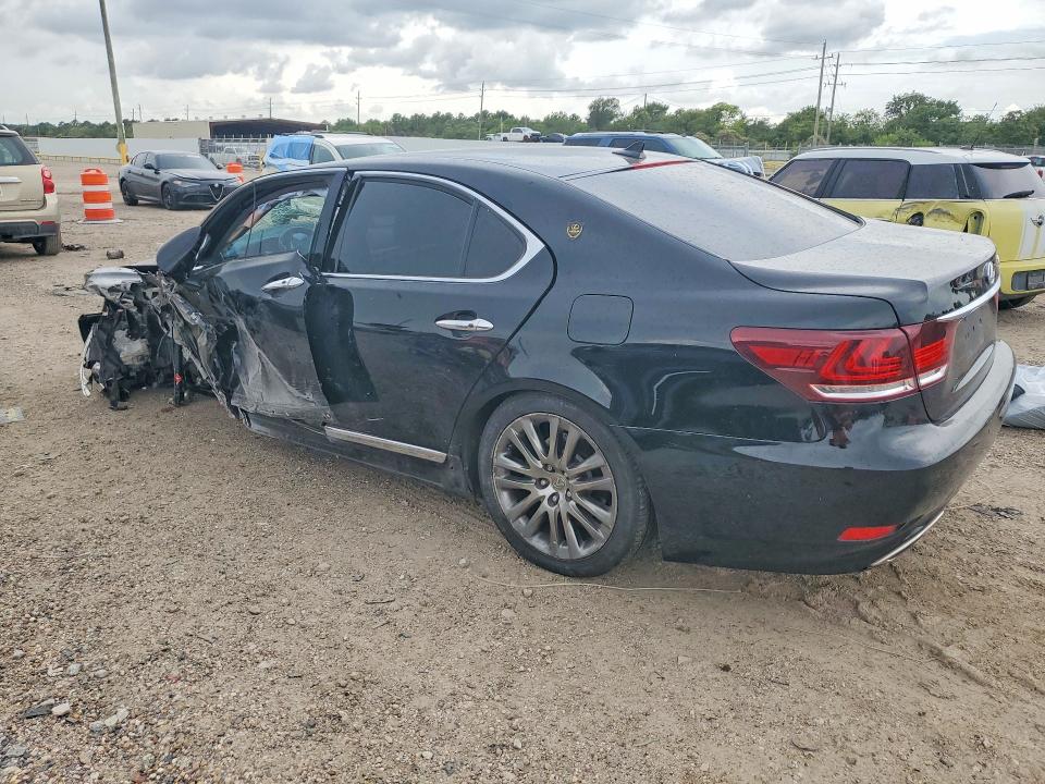Photo 2 from auction – 2013 LEXUS LS with VIN JTHBL5EF2D5124482