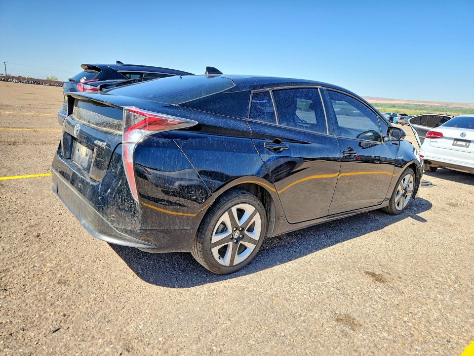 Photo 3 from auction – 2016 TOYOTA PRIUS with VIN JTDKARFU2G3522626