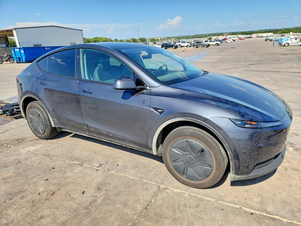 Photo 4 from auction – 2026 TESLA MODEL X EV with VIN 7SAYGDED0TA601190