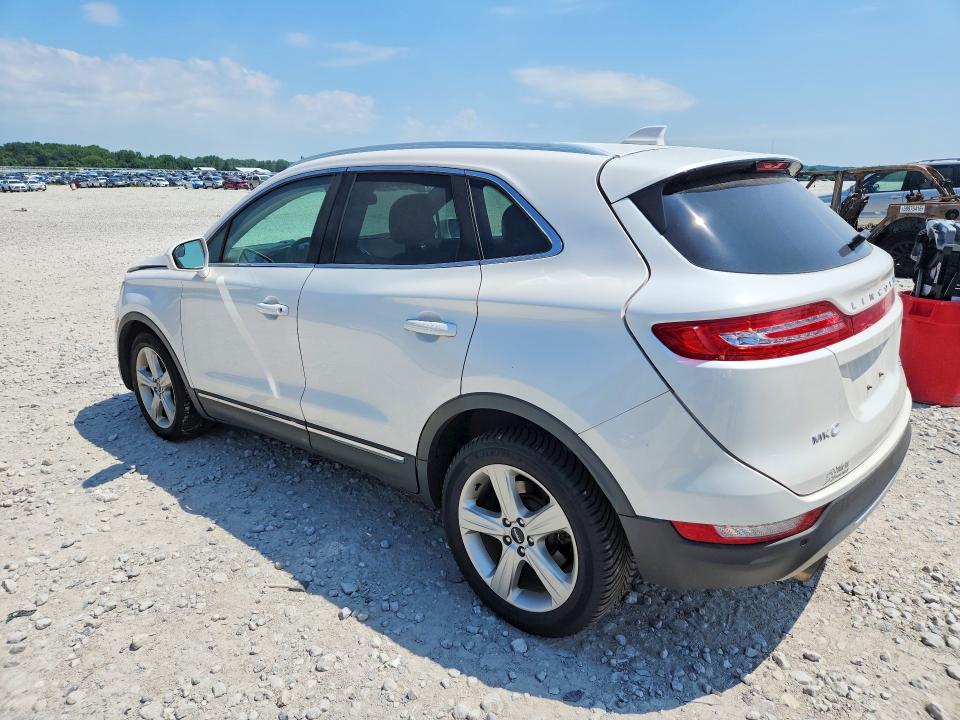 Photo 2 from auction – 2018 LINCOLN MKC with VIN 5LMCJ1D97JUL00601