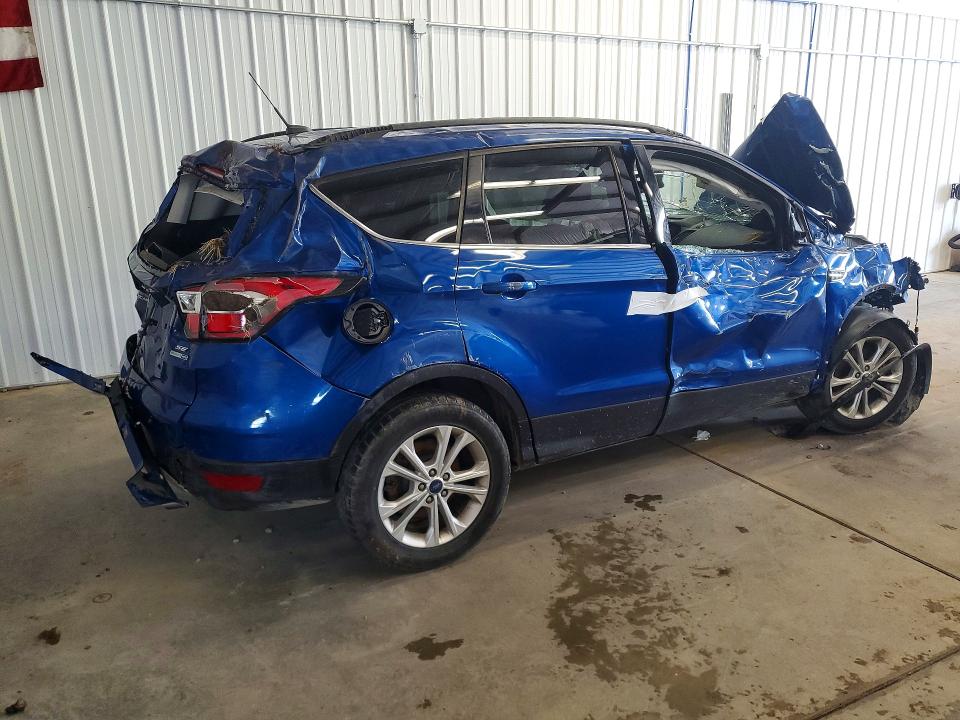 Photo 3 from auction – 2017 FORD ESCAPE with VIN 1FMCU9G96HUD06503