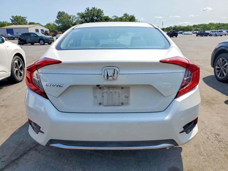 Photo 6 from auction – 2019 HONDA CIVIC with VIN 19XFC2F61KE009034