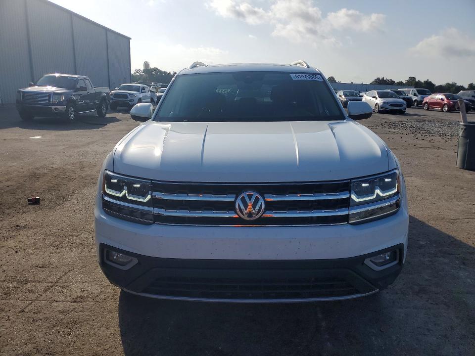 Photo 5 from auction – 2018 VOLKSWAGEN ATLAS with VIN 1V2NR2CA7JC546904