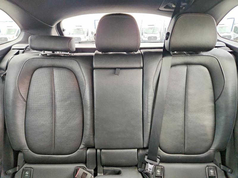 Photo 10 from auction – 2017 BMW X1 with VIN WBXHT3C38H5F81981