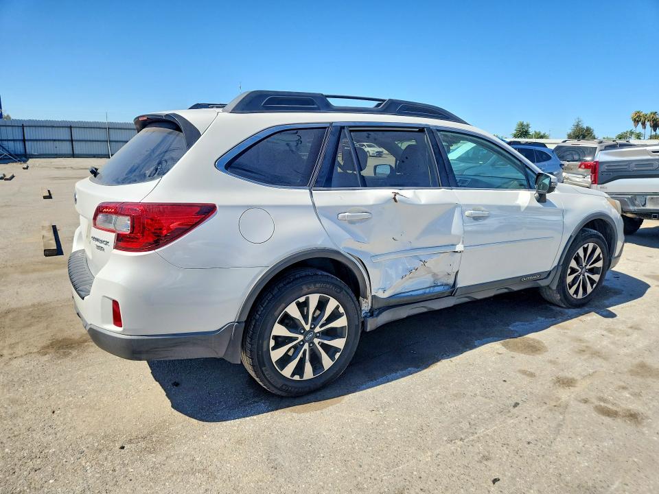 Photo 3 from auction – 2015 SUBARU OUTBACK with VIN 4S4BSENC7F3349503