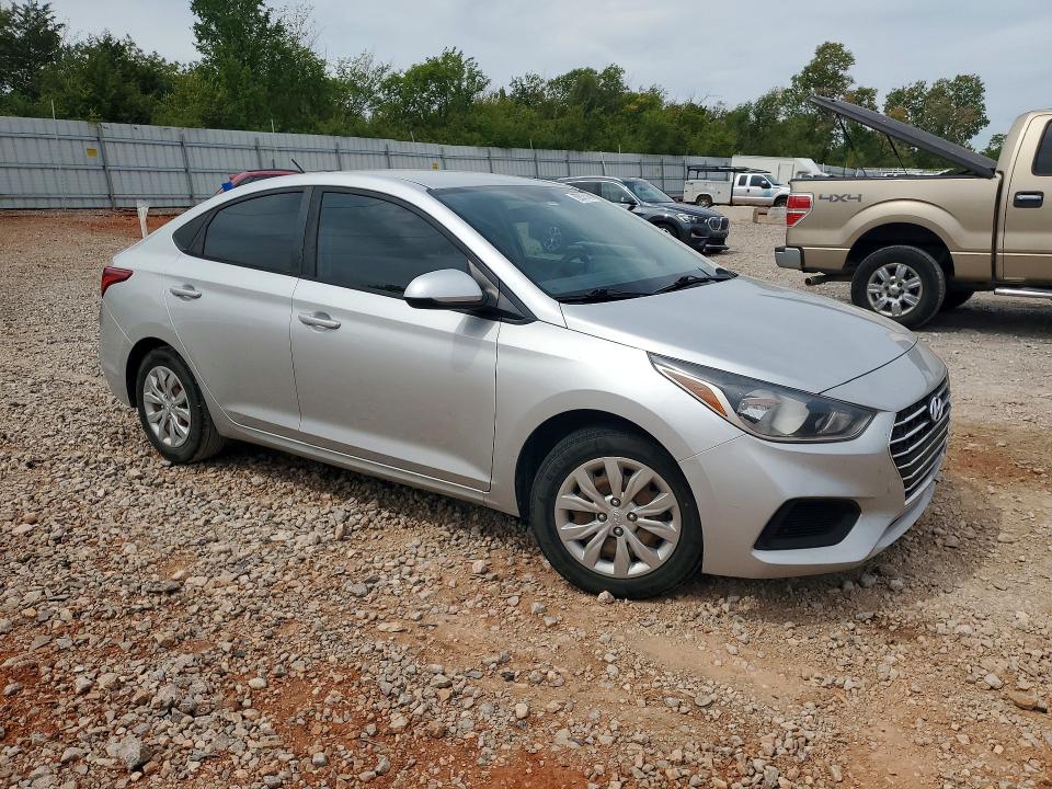 Photo 4 from auction – 2020 HYUNDAI ACCENT with VIN 3KPC24A65LE101841