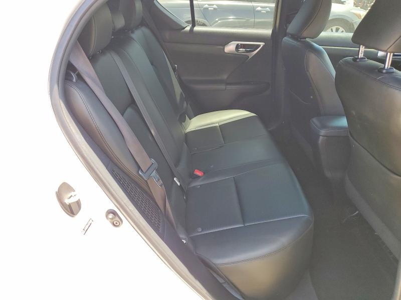 Photo 10 from auction – 2012 LEXUS CT with VIN JTHKD5BH4C2086949
