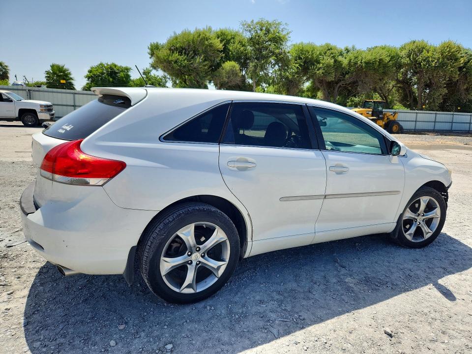Photo 3 from auction – 2010 TOYOTA VENZA with VIN 4T3ZK3BB9AU025557